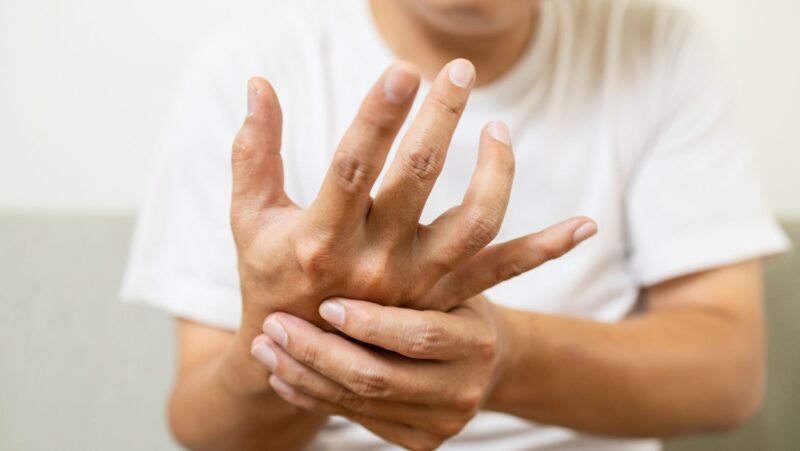 understanding-internal-tremors-how-to-stop-vibration-in-the-body